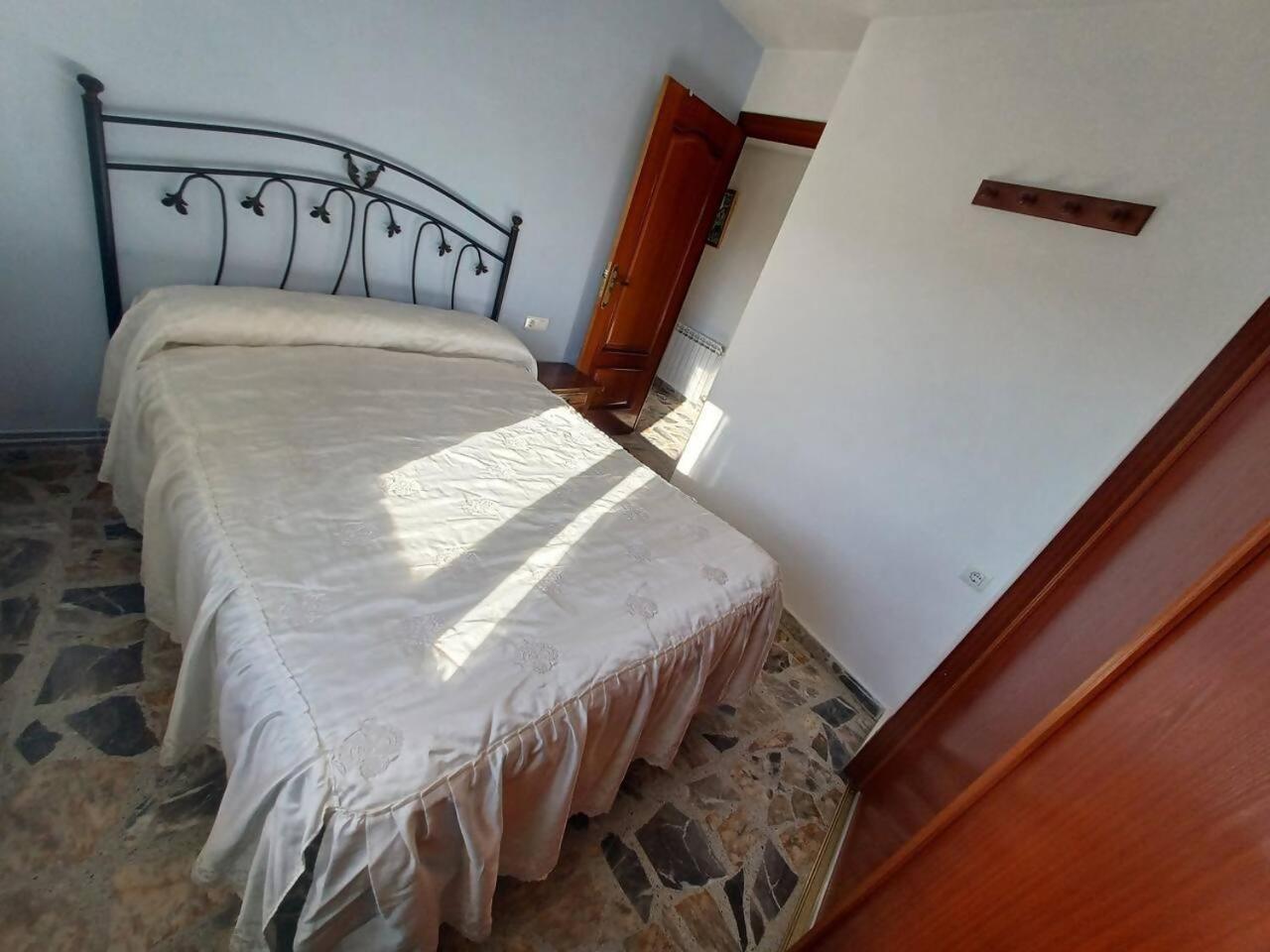 Casa Rural Apartamento Sol Ideal Para Familias Munébrega Eksteriør bilde